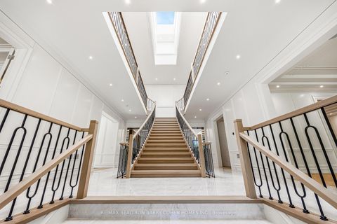 Photo 5 at 27 Penwood Crescent, Don Mills, Toronto