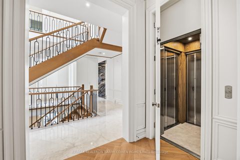 Photo 10 at 27 Penwood Crescent, Don Mills, Toronto