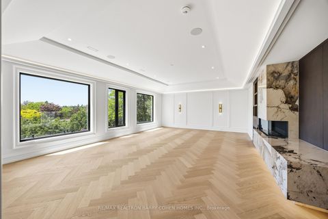 Photo 17 at 27 Penwood Crescent, Don Mills, Toronto