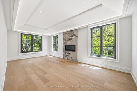 Photo 24 at 27 Penwood Crescent, Don Mills, Toronto