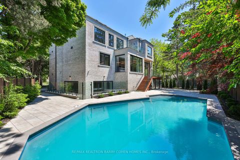 Photo 32 at 27 Penwood Crescent, Don Mills, Toronto