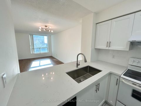 Photo 8 at 901 - 18 Pemberton Avenue S, Newtonbrook East, Toronto