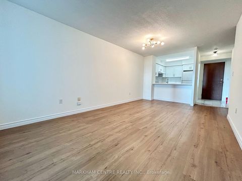 Photo 10 at 901 - 18 Pemberton Avenue S, Newtonbrook East, Toronto