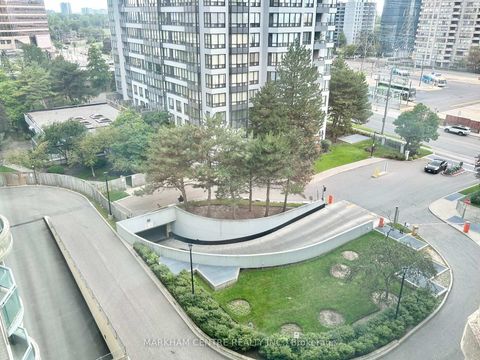 Photo 18 at 901 - 18 Pemberton Avenue S, Newtonbrook East, Toronto