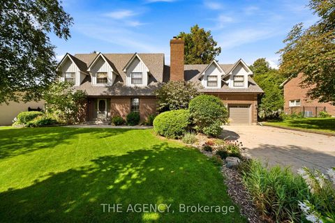 Photo 1 at 30 Goodfellow Crescent, Nobleton, King