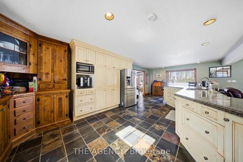 Photo 14 at 30 Goodfellow Crescent, Nobleton, King