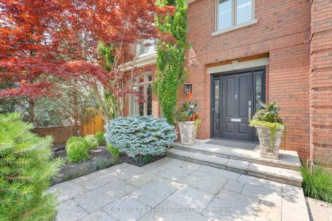 Photo 1 at 254 Yonge Boulevard, Nortown, Toronto