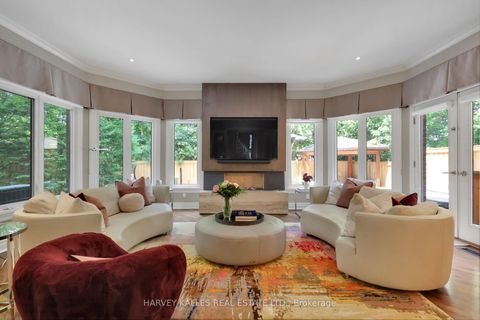 Photo 11 at 254 Yonge Boulevard, Nortown, Toronto
