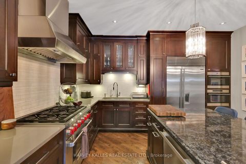 Photo 16 at 254 Yonge Boulevard, Nortown, Toronto