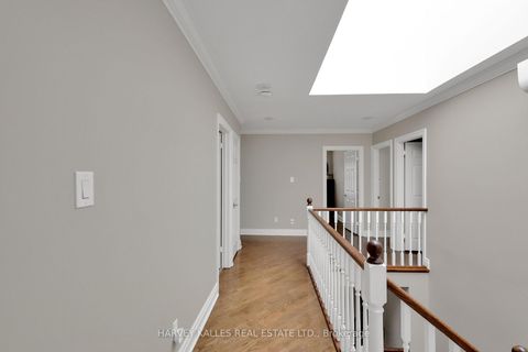 Photo 20 at 254 Yonge Boulevard, Nortown, Toronto