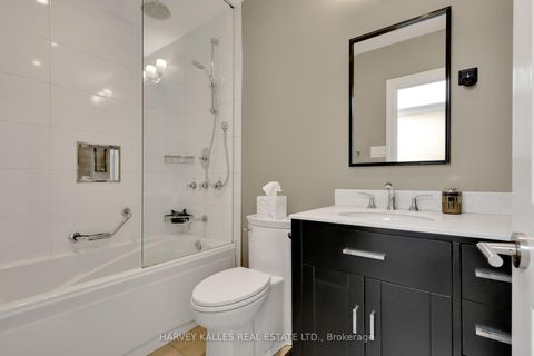 Photo 27 at 254 Yonge Boulevard, Nortown, Toronto