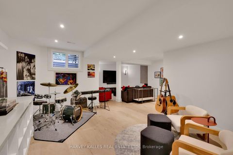Photo 36 at 254 Yonge Boulevard, Nortown, Toronto