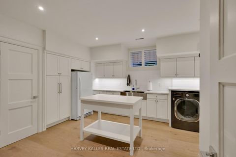 Photo 41 at 254 Yonge Boulevard, Nortown, Toronto