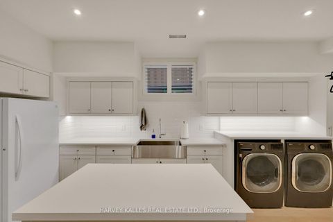 Photo 42 at 254 Yonge Boulevard, Nortown, Toronto