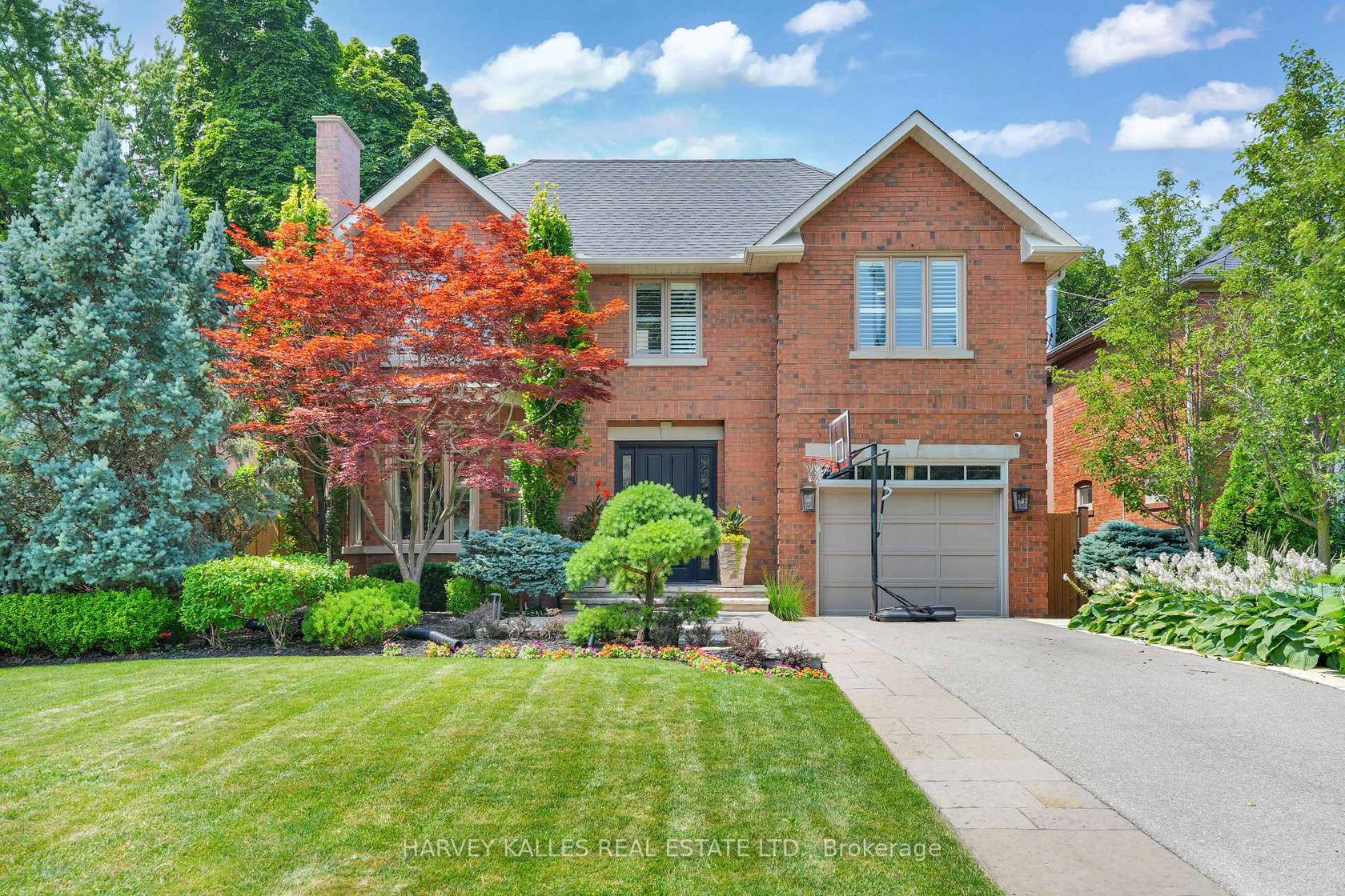 254 Yonge Boulevard, Nortown, Toronto photo number 2
