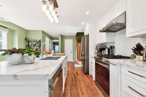 Photo 4 at 110 Harding Boulevard, Cliffside, Toronto