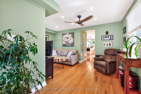 Photo 13 at 110 Harding Boulevard, Cliffside, Toronto