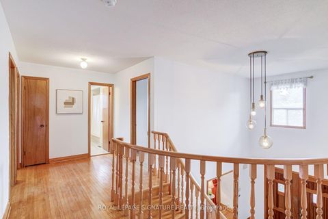 Photo 14 at 18 Parravano Court, Willowdale West, Toronto