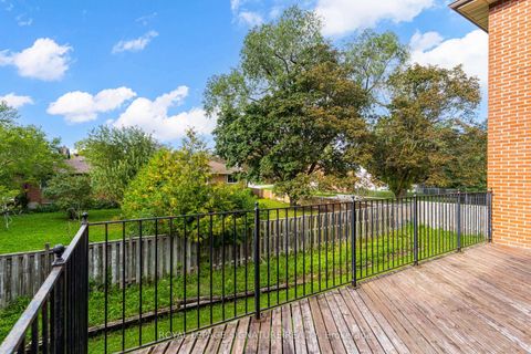 Photo 23 at 18 Parravano Court, Willowdale West, Toronto