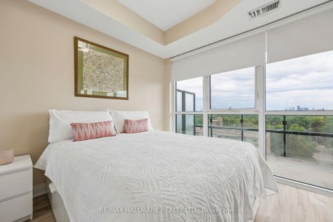 Photo 10 at 924 - 99 The Donway W, Don Mills, Toronto