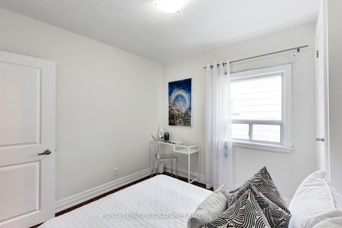 Photo 16 at 36 Criscoe Street, Smythe, Toronto