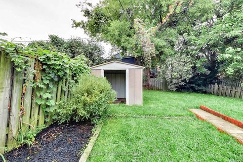Photo 36 at 36 Criscoe Street, Smythe, Toronto