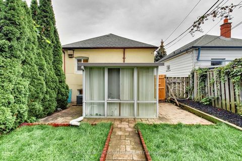 Photo 39 at 36 Criscoe Street, Smythe, Toronto