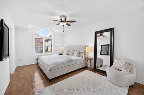 Photo 17 at 95 White Beach Crescent, Patterson, Vaughan