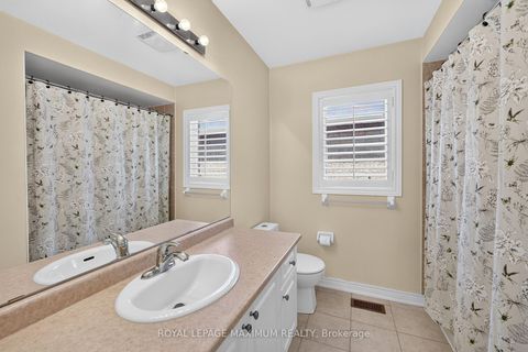 Photo 26 at 95 White Beach Crescent, Patterson, Vaughan