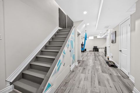 Photo 28 at 95 White Beach Crescent, Patterson, Vaughan
