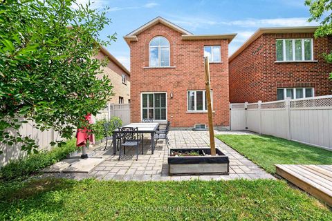 Photo 34 at 95 White Beach Crescent, Patterson, Vaughan