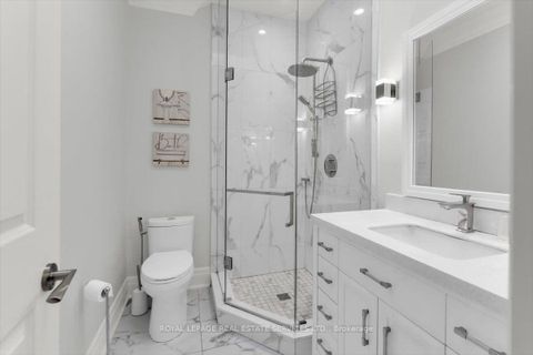 Photo 21 at 40 Divadale Drive, Leaside, Toronto