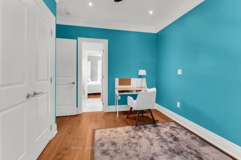 Photo 22 at 40 Divadale Drive, Leaside, Toronto
