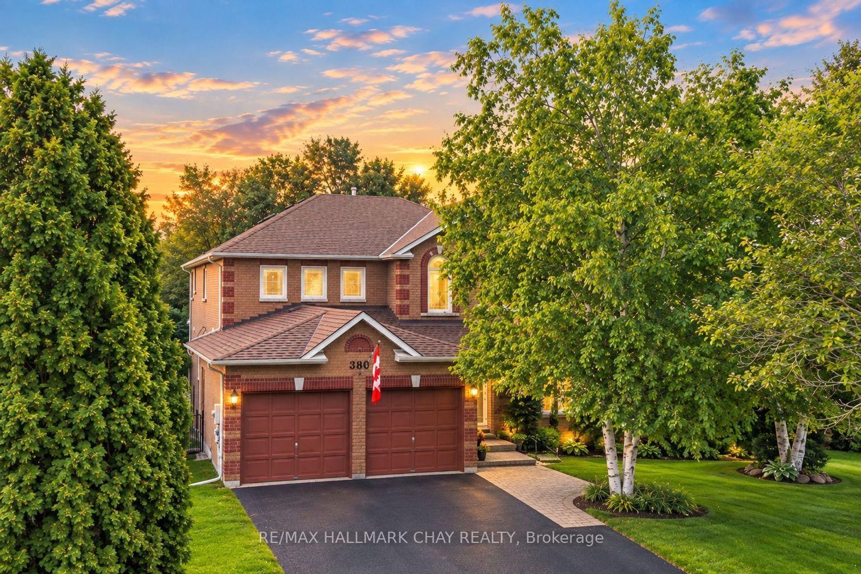 380 Alex Doner Drive, Glenway Estates, Newmarket photo 3