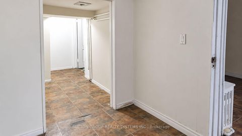 Photo 6 at 1139 Dovercourt Road, Wychwood, Toronto