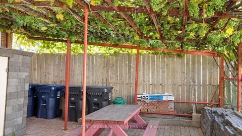 Photo 14 at 1139 Dovercourt Road, Wychwood, Toronto