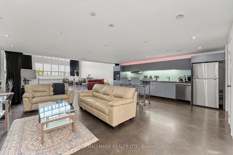 Photo 2 at 226 - 1173 Dundas Street E, South Riverdale, Toronto
