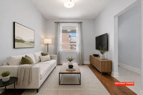 Photo 8 at 617 Delaware Avenue N, Wychwood, Toronto