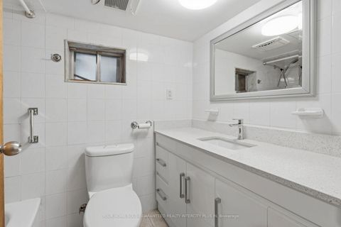 Photo 41 at 617 Delaware Avenue N, Wychwood, Toronto