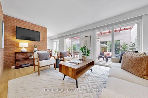 Photo 7 at 192 Three Valleys Drive, Donalda, Toronto