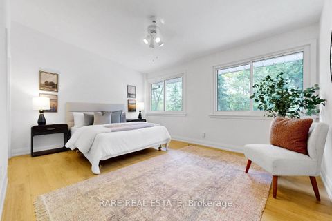 Photo 27 at 192 Three Valleys Drive, Donalda, Toronto