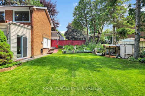 Photo 38 at 192 Three Valleys Drive, Donalda, Toronto