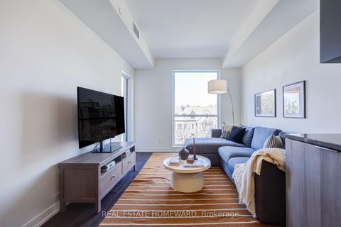Photo 6 at 309 - 223 St Clair Avenue W, Casa Loma, Toronto