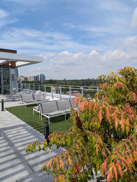 Photo 27 at 309 - 223 St Clair Avenue W, Casa Loma, Toronto