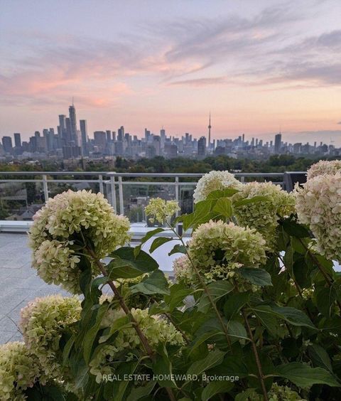 Photo 28 at 309 - 223 St Clair Avenue W, Casa Loma, Toronto