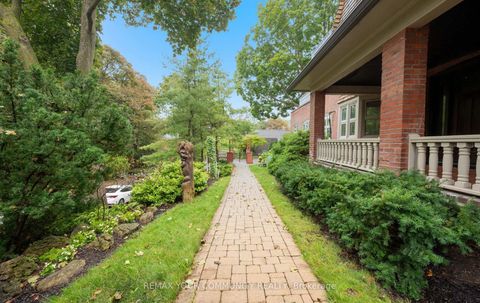 Photo 6 at 62 Indian Grove, Swansea, Toronto