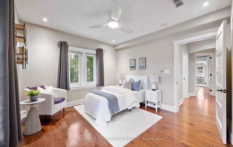 Photo 24 at 62 Indian Grove, Swansea, Toronto