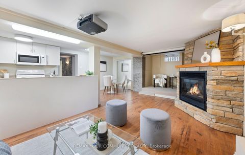 Photo 33 at 62 Indian Grove, Swansea, Toronto