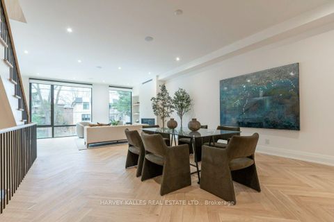 Photo 11 at 32 Evergreen Gardens, Leaside, Toronto