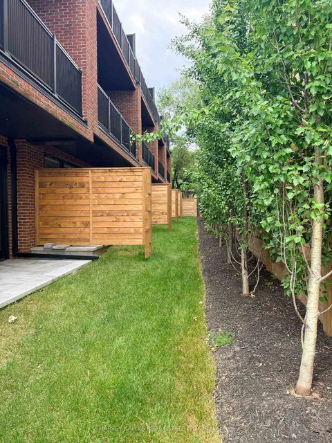 Photo 47 at 32 Evergreen Gardens, Leaside, Toronto